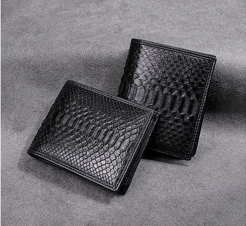 TREKHE | Klassische Serpentine Bifold Geldbörse – Exotisches Muster, Echtes Leder