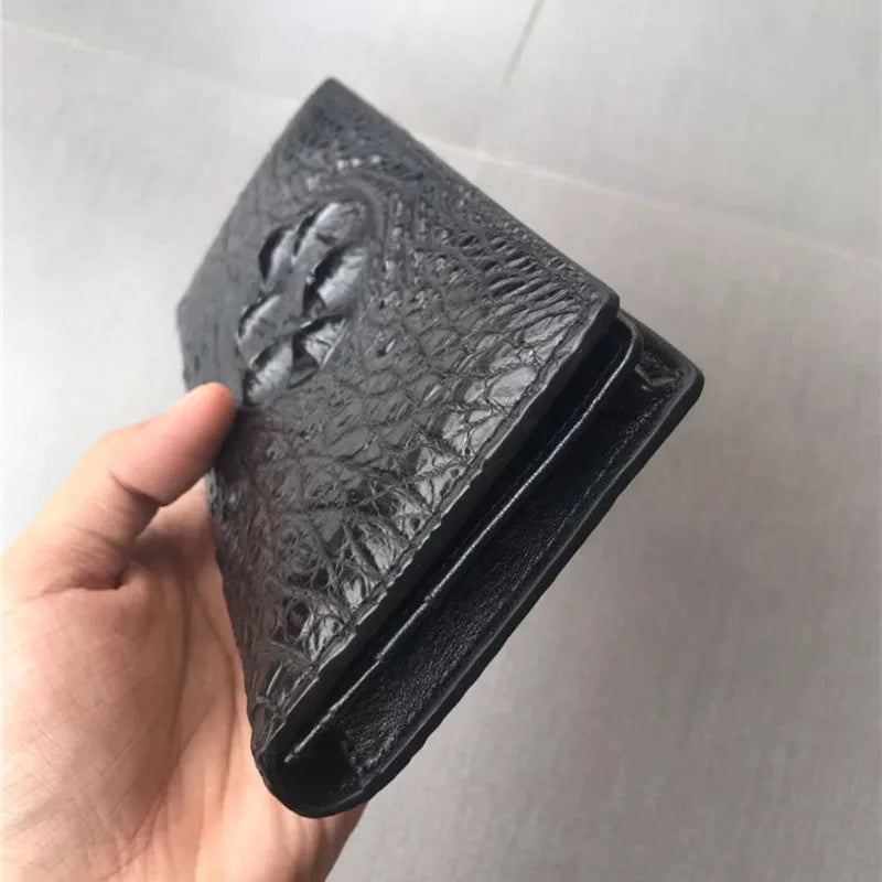 TREKHE | Sovereign Crocodile Long Wallet – Zweifach faltbare Clutch mit charakteristischer Textur