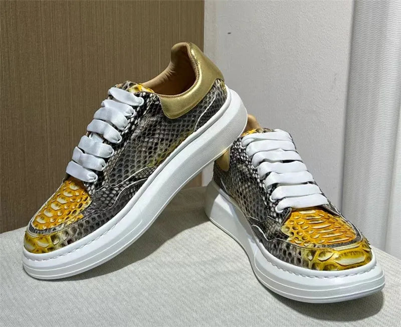 TREKHE | Serpentine Leder Street Sneakers – Silber-Schwarze Exotische Schnürschuhe für Herren