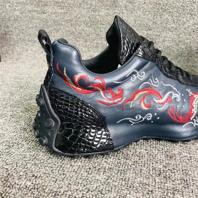 TREKHE | Imperial Dragon Sneakers – Schnürschuhe mit Krokodilstickerei