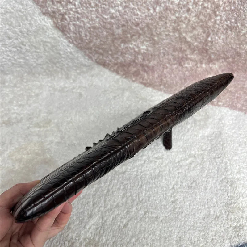 TREKHE | Heritage Crocodile Envelope Clutch – Klassische Leder-Handgelenktasche