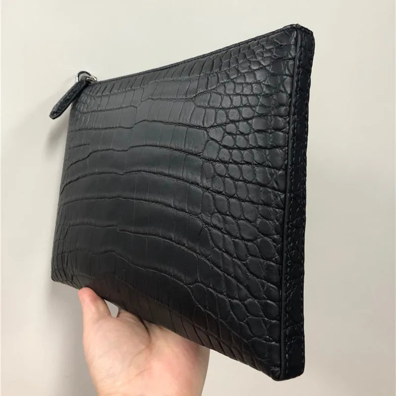 TREKHE | Prime Crocodile Slim Clutch – Kompakte Executive-Handgelenktasche aus Leder
