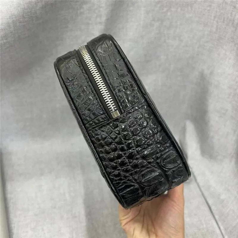TREKHE | Ledger Crocodile Envelope Clutch – Schlanker Organizer der Business-Klasse
