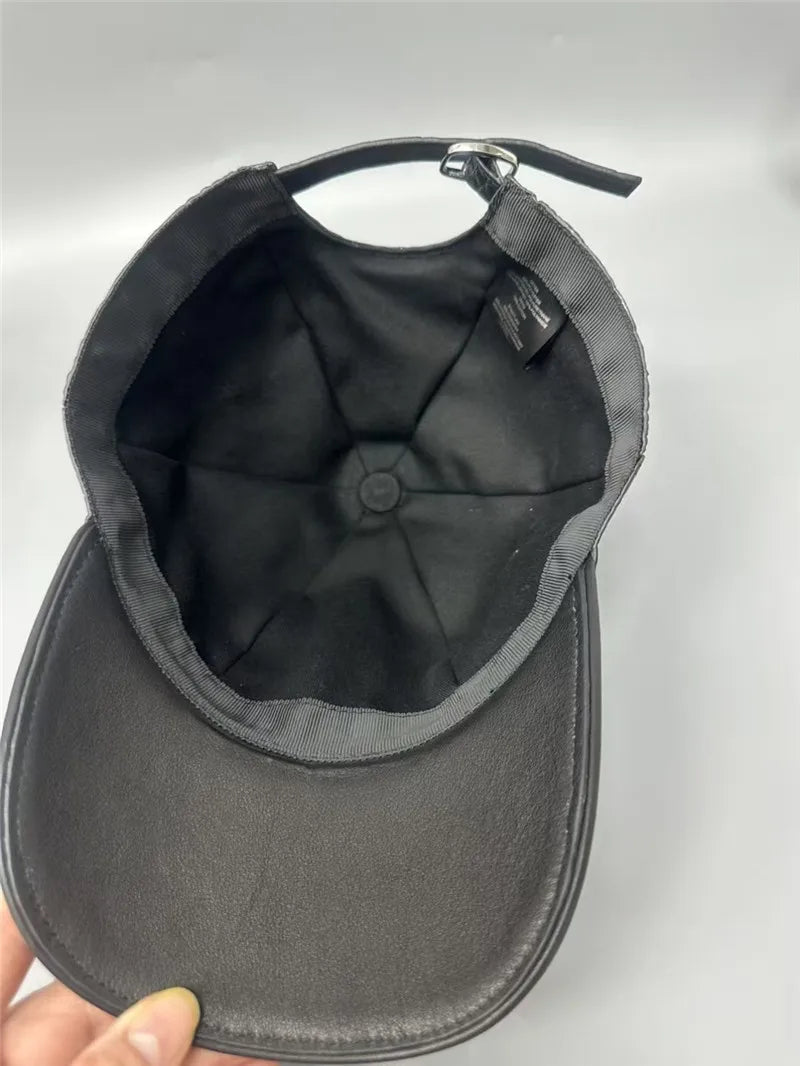 TREKHE | Urban Alligator Leather Snapback – Echtes exotisches Leder, schwarze verstellbare Kappe