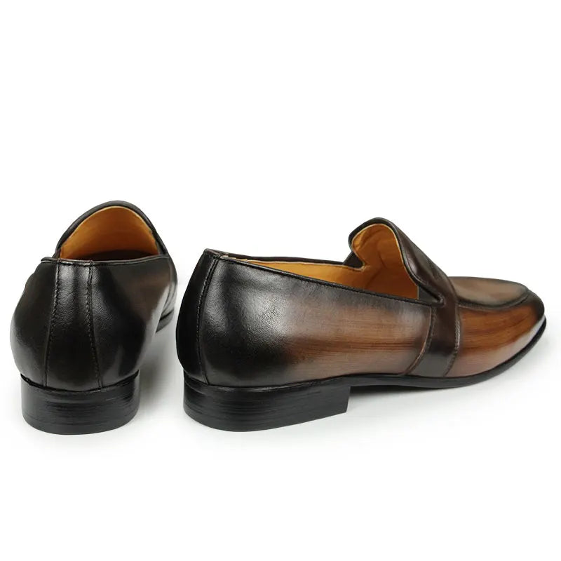 TREKHE | Klassische Slip-On-Loafer – Echtes Rindsleder mit dezentem Plateau-Finish
