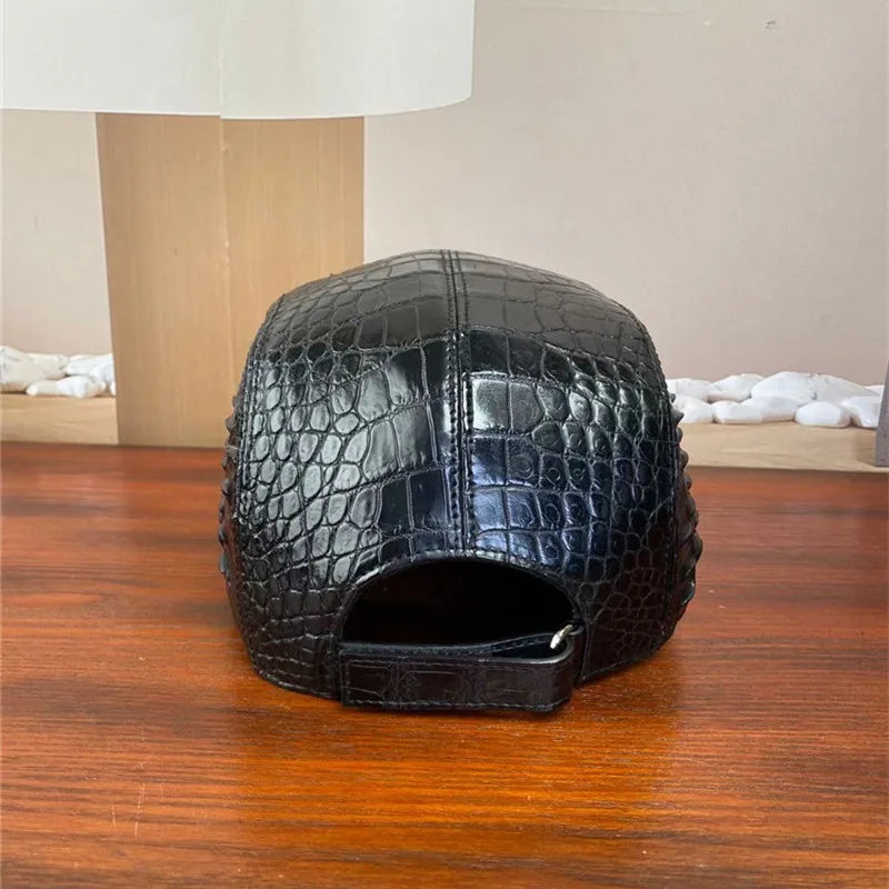 TREKHE | Prestige Snapback aus Alligatorleder – 100 % echtes exotisches Leder, verstellbare schwarze Kappe