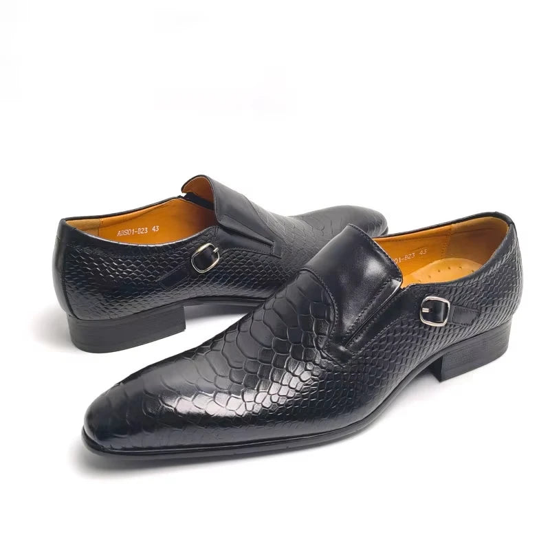 TREKHE | Essential Schwarze Slip-On-Loafer – Handbemaltes Rindsleder