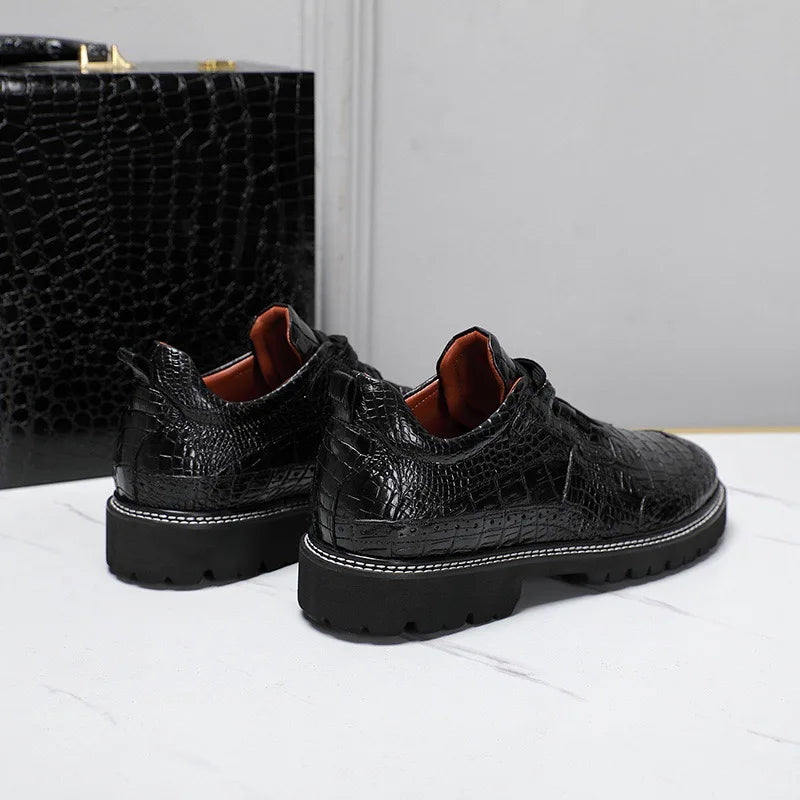 TREKHE | Krokodil-Outdoor-Schnürschuh – Robuste Konstruktion, Prestige für jeden Tag