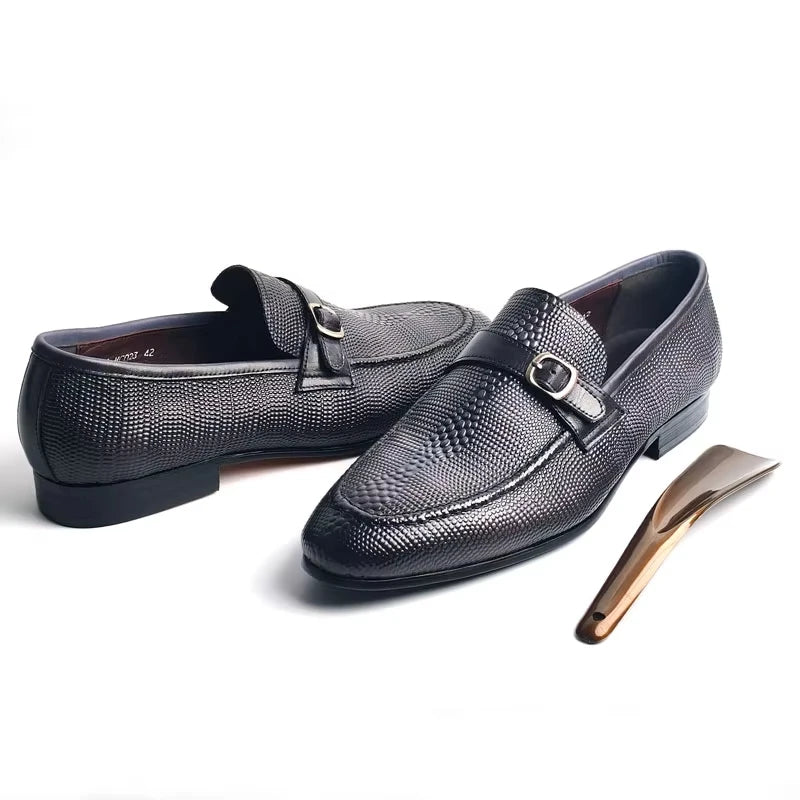 TREKHE | Signature Loafer mit Schnalle – Echtes Leder mit Animalprint-Prägung