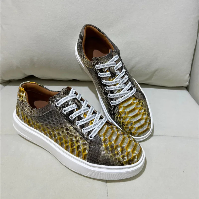TREKHE | Imperial Serpent Gold Sneakers – Exotische Boardschuhe zum Schnüren