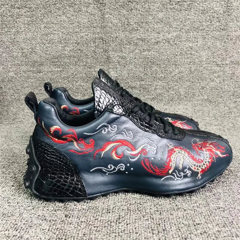 TREKHE | Imperial Dragon Sneakers – Schnürschuhe mit Krokodilstickerei