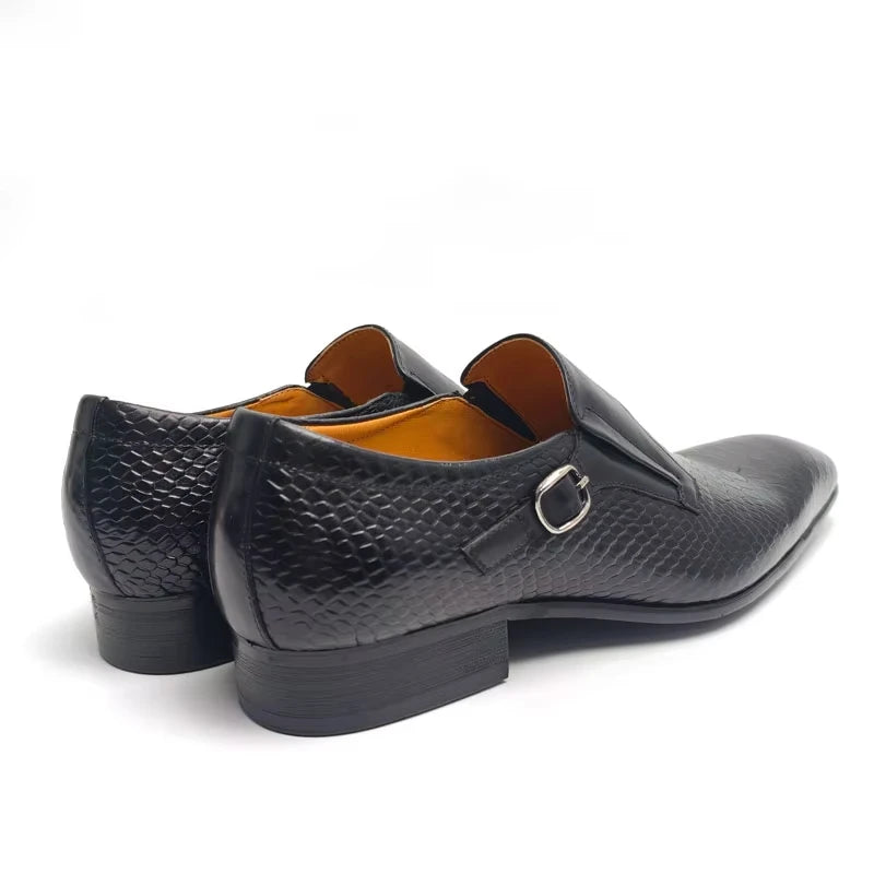 TREKHE | Essential Schwarze Slip-On-Loafer – Handbemaltes Rindsleder