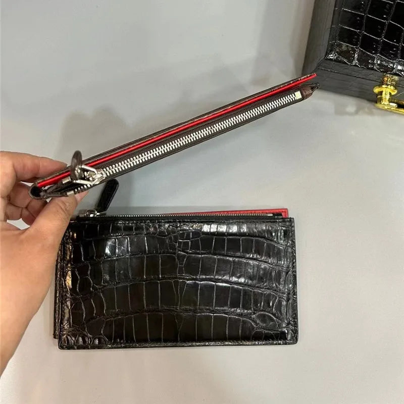 TREKHE | Linear Crocodile Slim Wallet – Langer Organizer aus Leder mit Reißverschluss